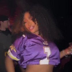 SZA twerkin